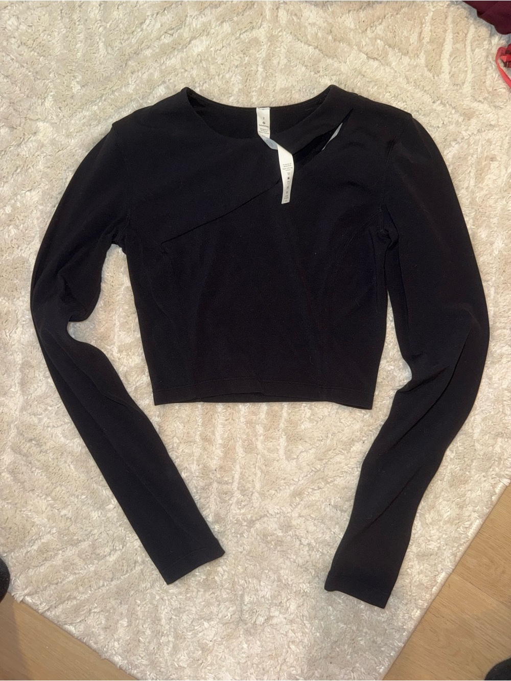 lululemon athletica Black Long-Sleeve Cropped Crew Top